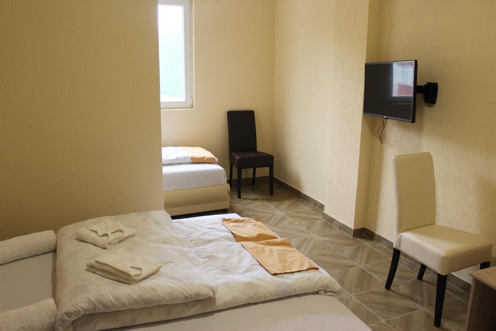Guesthouse Eko Piva Plužine Zewnętrze zdjęcie